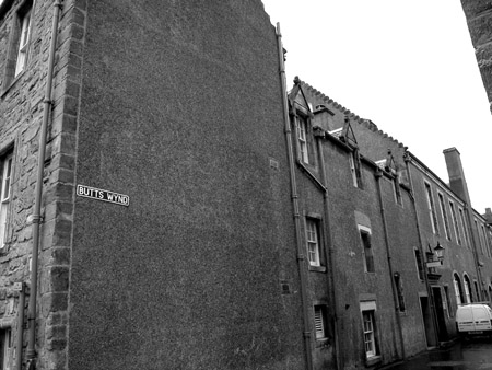 "Butts Wynd - St. Andrews" is copyright � 2006 by James G. Mundie. All rights reserved.  Reproduction prohibited.